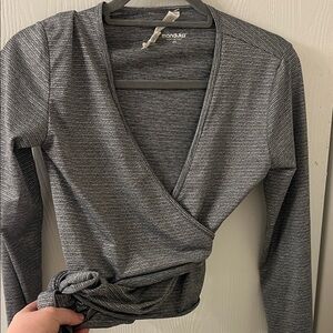 Manduka Charcoal Long Sleeve Wrap Top